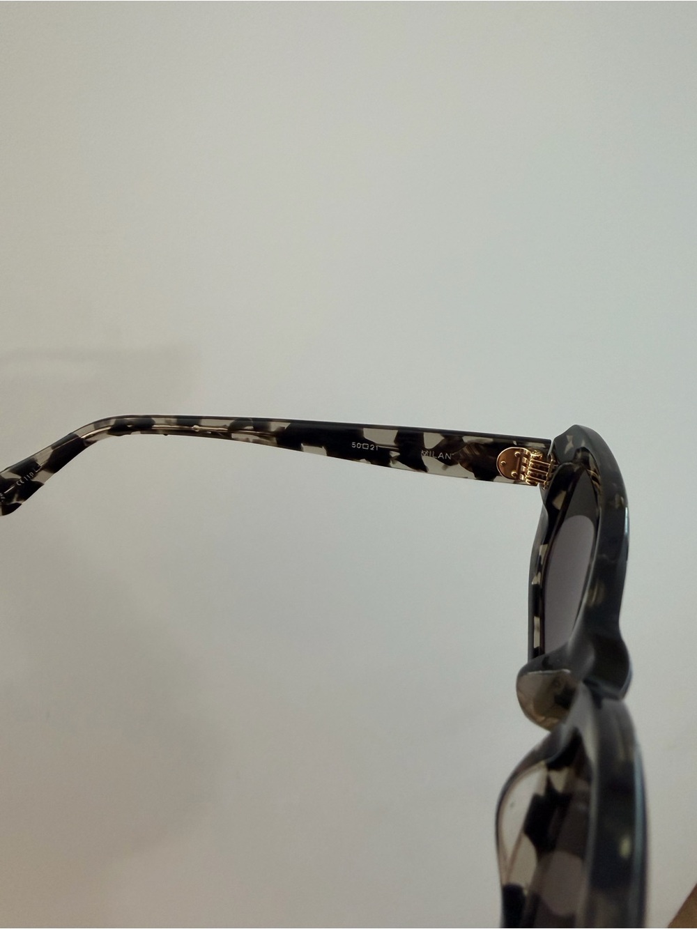 KREWE Milan Sunglasses Tortoiseshell - Picture 5 of 7